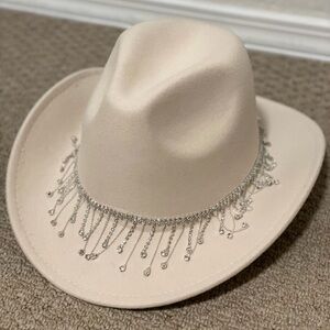Cream and Silver Western Hat with Decorative Chain